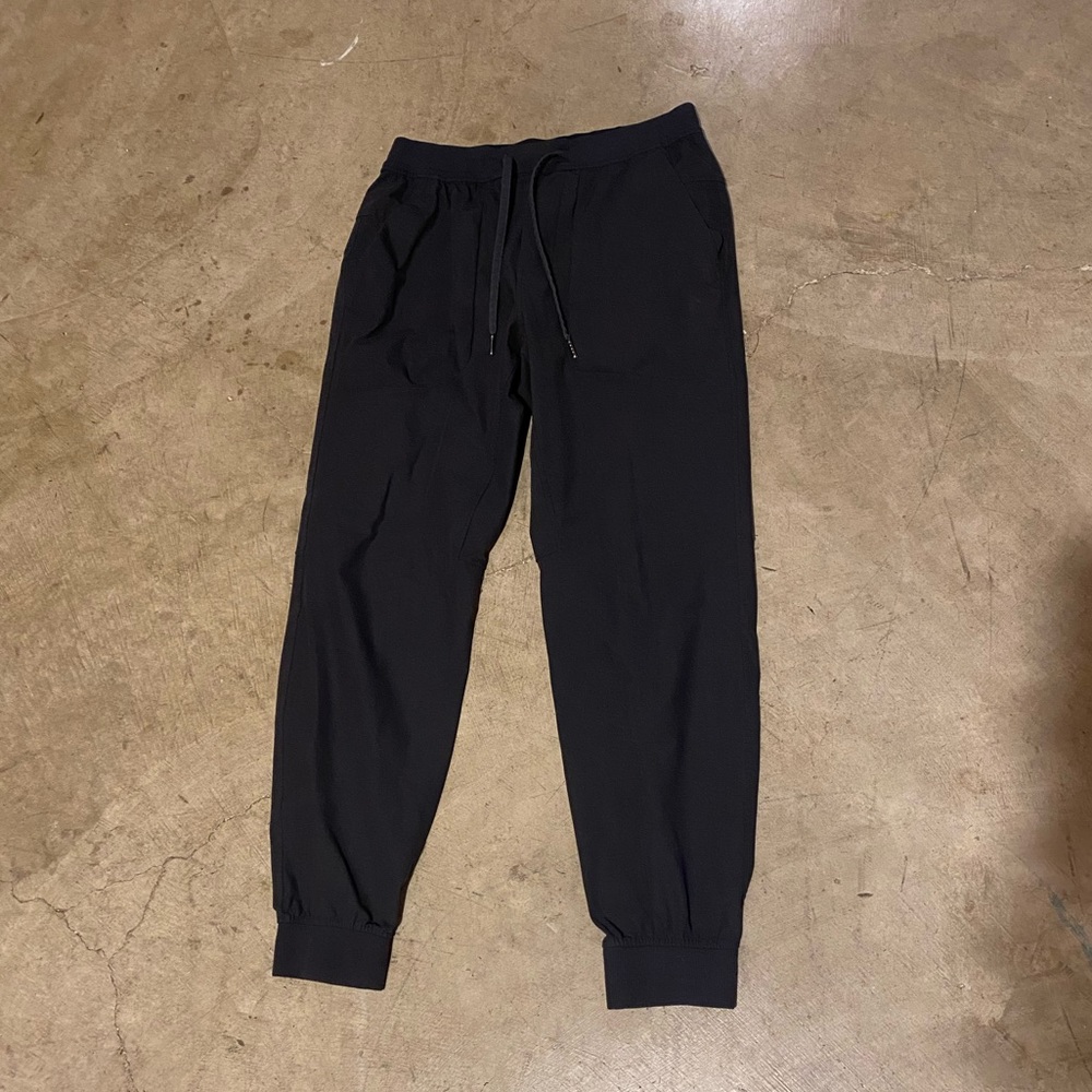 Lululemon ABC joggers medium